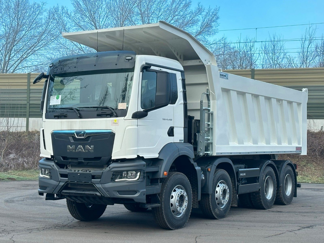 MAN TGS 41.440 8x4 EuromixMTP 23m³ Eckige Mulde MAN TGS 41.440 8x4 EuromixMTP 23m³ Eckige Mulde - Kamion vetëshkarkues: foto 2 MAN TGS 41.440 8x4 EuromixMTP 23m³ Eckige Mulde MAN TGS 41.440 8x4 EuromixMTP 23m³ Eckige Mulde - Kamion vetëshkarkues: foto 2