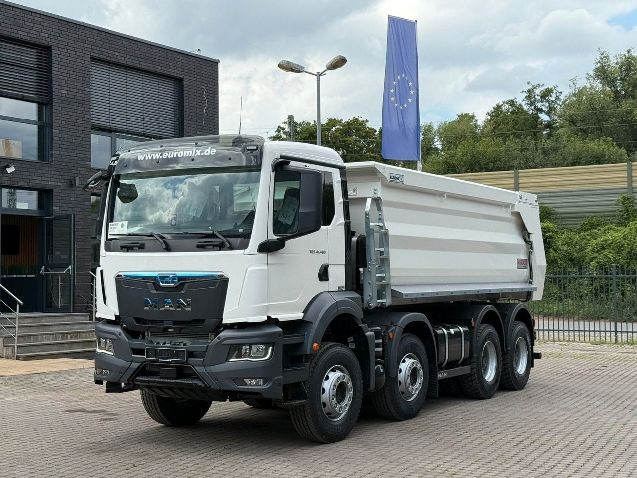 MAN TGS 41.480 BB 8X4 Hydraulische Klappe - Kamion vetëshkarkues: foto 4 MAN TGS 41.480 BB 8X4 Hydraulische Klappe - Kamion vetëshkarkues: foto 4