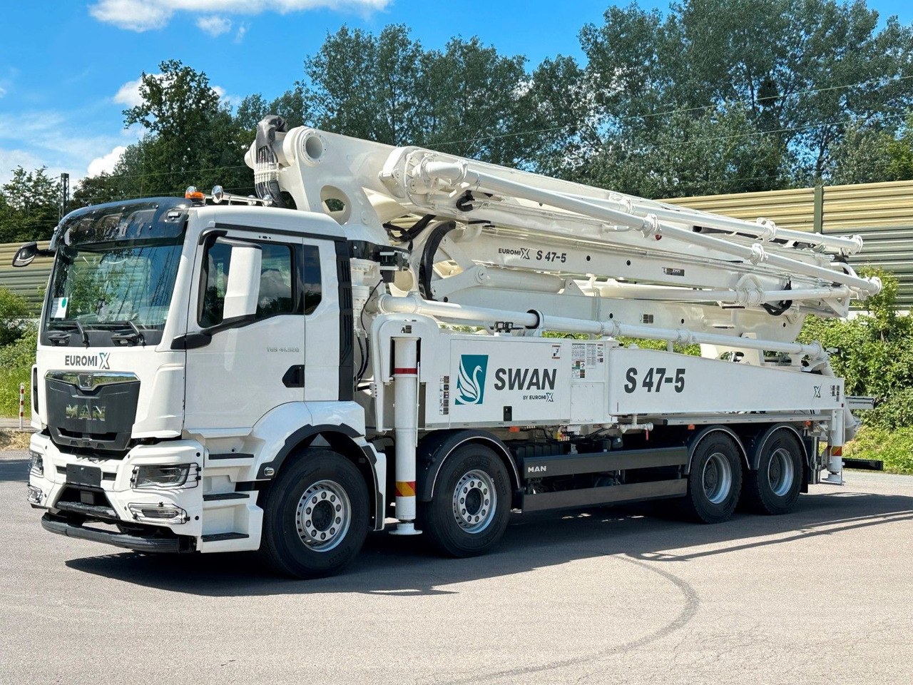 MAN TGS 41.520 8x4 SWAN TSP 47-5 160RZ ( 47m ) - Pompë betoni: foto 2 MAN TGS 41.520 8x4 SWAN TSP 47-5 160RZ ( 47m ) - Pompë betoni: foto 2