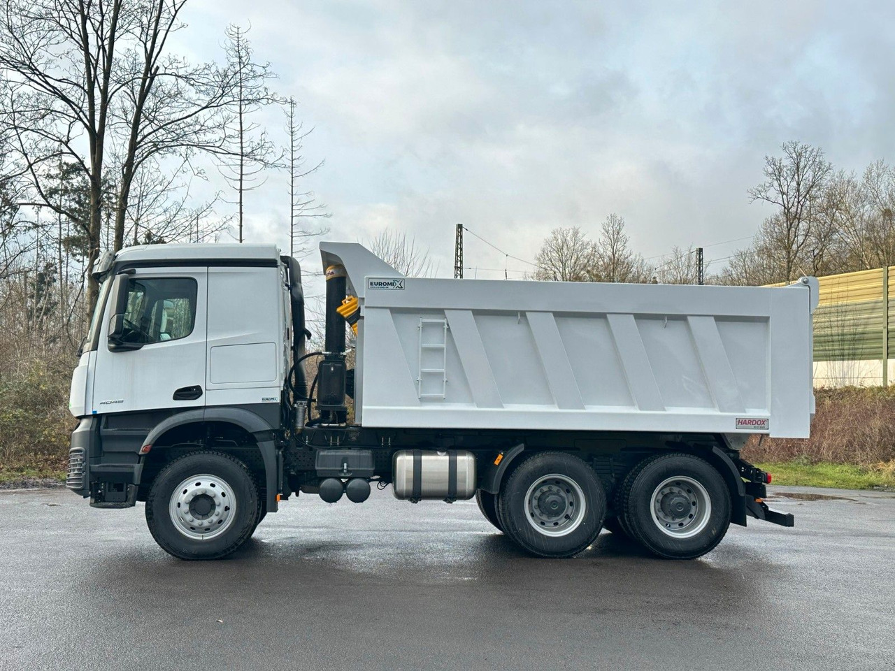 Mercedes-Benz 4048 6X4 Arcos 5 EuromixMTP Dumper Kipper - Kamion vetëshkarkues: foto 5 Mercedes-Benz 4048 6X4 Arcos 5 EuromixMTP Dumper Kipper - Kamion vetëshkarkues: foto 5