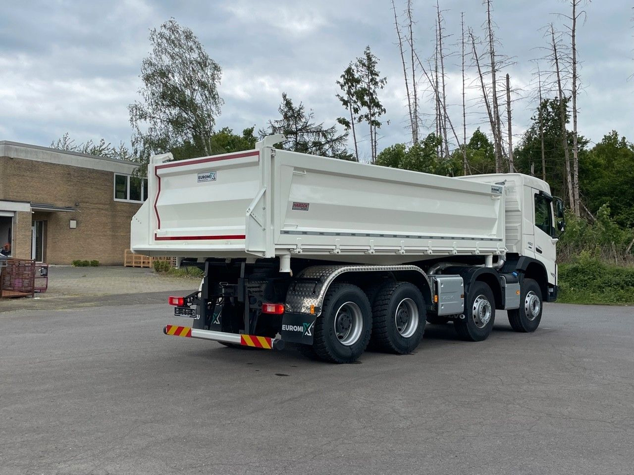 Volvo FMX 460 8x4 / EuromixMTP 3-Seiten-Kipper - Kamion vetëshkarkues: foto 5 Volvo FMX 460 8x4 / EuromixMTP 3-Seiten-Kipper - Kamion vetëshkarkues: foto 5