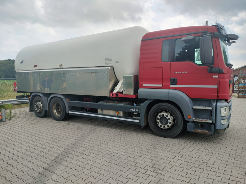 MAN TGS 26.400 6x2-4 LL -26900 L Gas tank truck -Gas, Gaz, LPG, GPL, Propane, Butane tank, Gastank ID 2.168 Rootselaar, flowmeter, pump - Autobot: foto 1 MAN TGS 26.400 6x2-4 LL -26900 L Gas tank truck -Gas, Gaz, LPG, GPL, Propane, Butane tank, Gastank ID 2.168 Rootselaar, flowmeter, pump - Autobot: foto 1