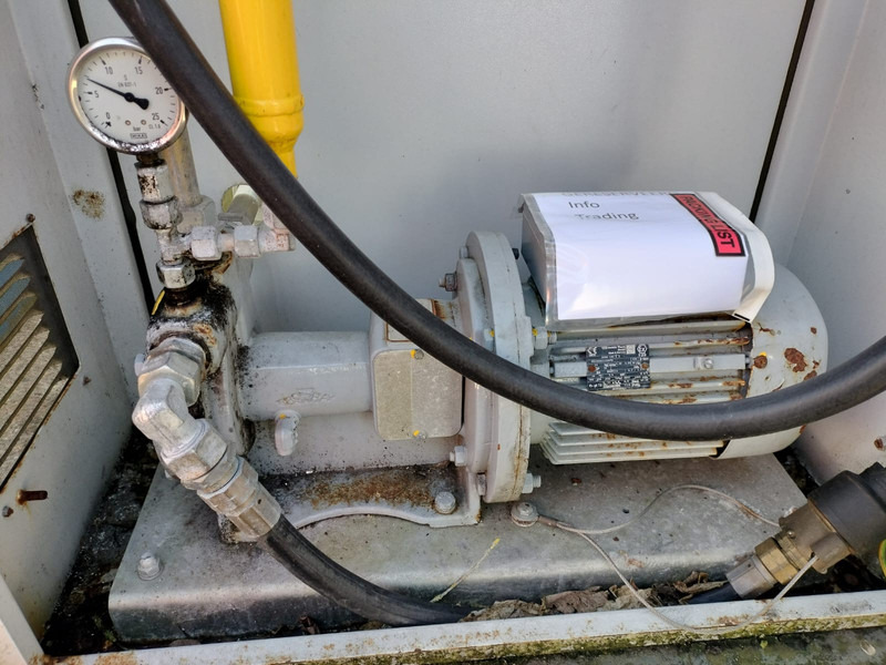 Used skid installation 4850 L (4.8 m3) different setups multiple pieces available for sale Gas, lpg, gpl, gaz, propane, butane propane refilling station is used to refill cylinders, suitable for limited land and space. - Serbatori i karburantit: foto 3 Used skid installation 4850 L (4.8 m3) different setups multiple pieces available for sale Gas, lpg, gpl, gaz, propane, butane propane refilling station is used to refill cylinders, suitable for limited land and space. - Serbatori i karburantit: foto 3