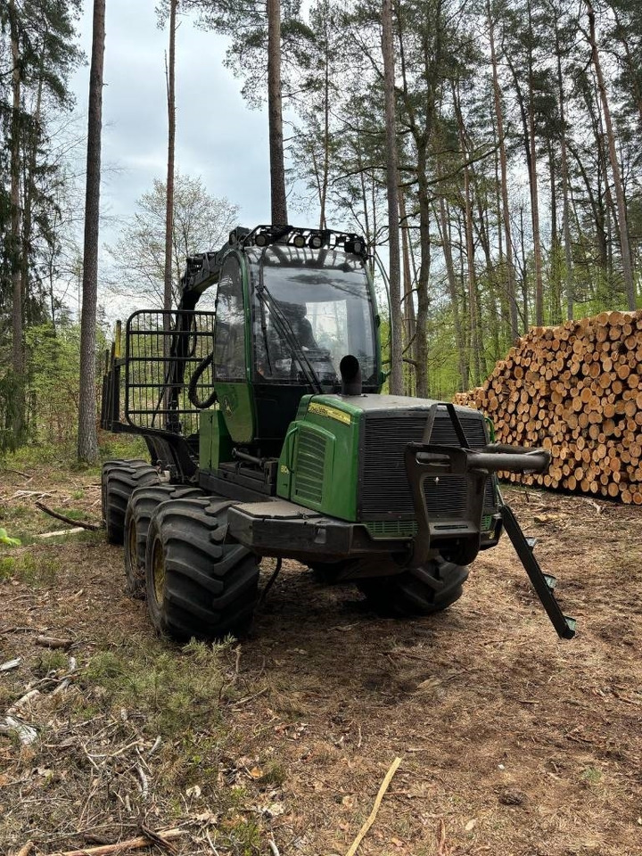 John Deere 810 E - Transportues pyjor: foto 4 John Deere 810 E - Transportues pyjor: foto 4
