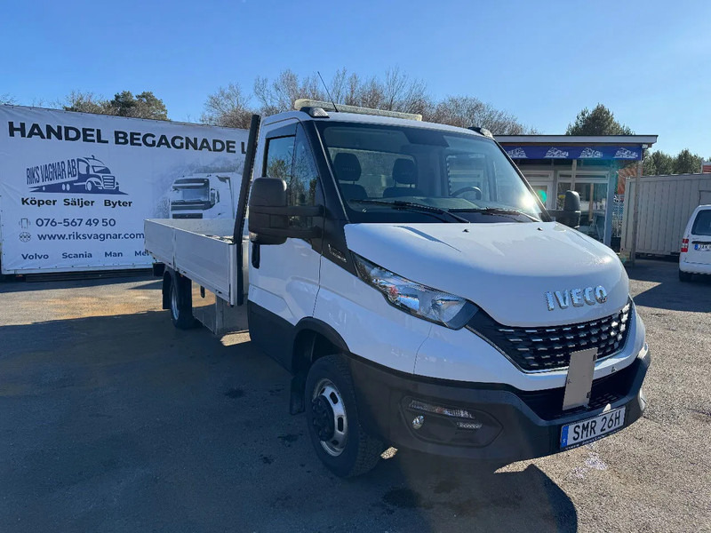 Iveco Daily 35C18, Flatbed + alu-side boards, 3.0TDi, 2022 - Kamion me karroceri të hapur: foto 1 Iveco Daily 35C18, Flatbed + alu-side boards, 3.0TDi, 2022 - Kamion me karroceri të hapur: foto 1