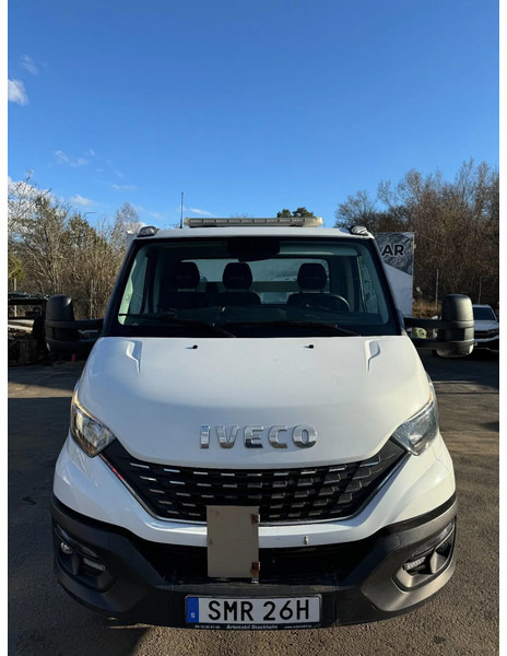 Iveco Daily 35C18, Flatbed + alu-side boards, 3.0TDi, 2022 - Kamion me karroceri të hapur: foto 2 Iveco Daily 35C18, Flatbed + alu-side boards, 3.0TDi, 2022 - Kamion me karroceri të hapur: foto 2