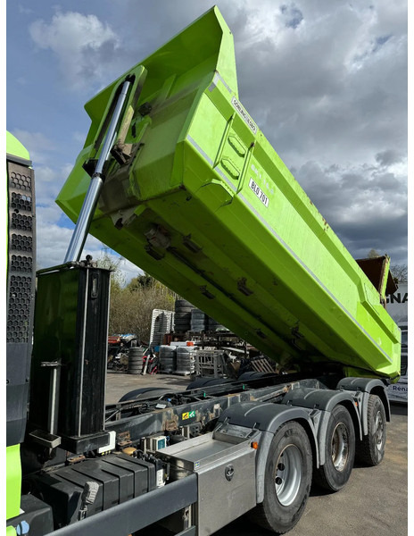 MAN TGX 35.500 8X4, Euro 6, Tipper, new Clutch, 2016 (Top!) - Kamion vetëshkarkues: foto 4 MAN TGX 35.500 8X4, Euro 6, Tipper, new Clutch, 2016 (Top!) - Kamion vetëshkarkues: foto 4