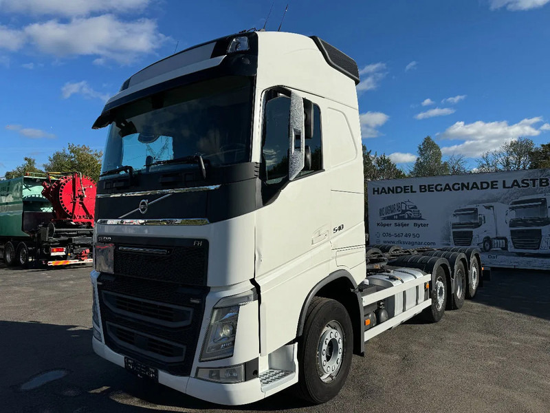 Volvo FH 540 8x2*4, ADR, Chassi (ex. Gas tank-truck), 2018 - Kamion kabinë-shasi: foto 3 Volvo FH 540 8x2*4, ADR, Chassi (ex. Gas tank-truck), 2018 - Kamion kabinë-shasi: foto 3