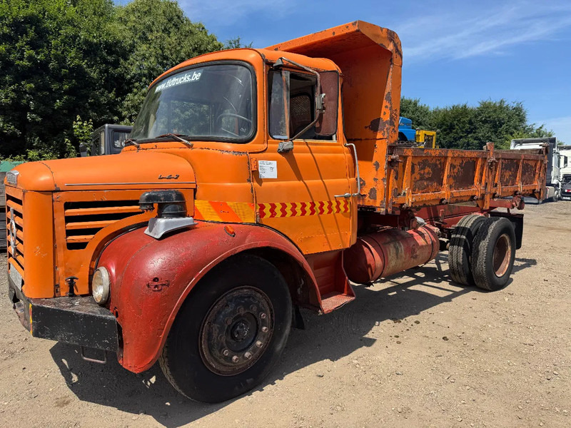 BERLIET L62 **4CYL-BENNE** - Kamion vetëshkarkues: foto 1 BERLIET L62 **4CYL-BENNE** - Kamion vetëshkarkues: foto 1