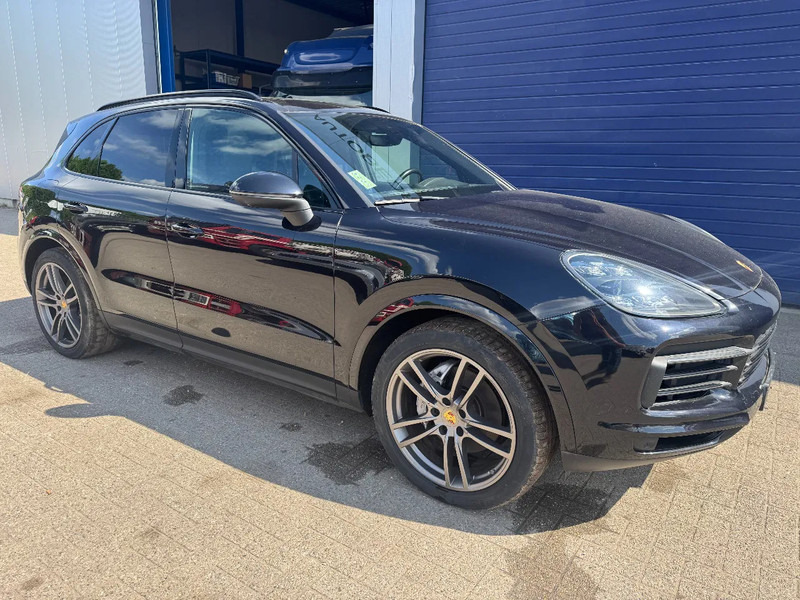 Porsche Cayenne **HYBRIDE+BENZINE-3.0V6-1st OWNER-EURO6B** - Veturë: foto 3 Porsche Cayenne **HYBRIDE+BENZINE-3.0V6-1st OWNER-EURO6B** - Veturë: foto 3