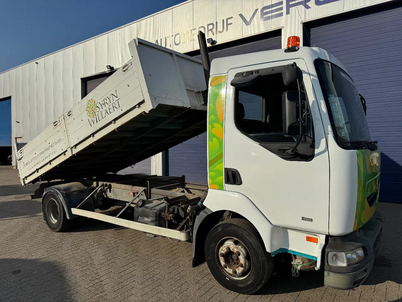 Renault Midlum 150 **BELGIAN TRUCK-MANUAL PUMP-CAMION BELGE** - Kamion vetëshkarkues: foto 2 Renault Midlum 150 **BELGIAN TRUCK-MANUAL PUMP-CAMION BELGE** - Kamion vetëshkarkues: foto 2