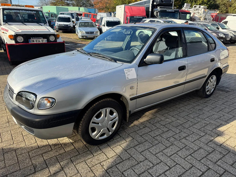 Toyota Corolla **BELGIAN CAR-PETROL** - Sedan: foto 1 Toyota Corolla **BELGIAN CAR-PETROL** - Sedan: foto 1