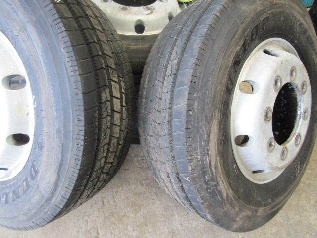 ALCOA ALLOYS (6) 19.5 8 STUD WITH 285/70/19.5 TYRES 4X REAR HANKOOK, 2X FRONT DUNLOP 2017 30mm HOLES ONLY COVERED 5000KM - Gomë për Kamioni: foto 2 ALCOA ALLOYS (6) 19.5 8 STUD WITH 285/70/19.5 TYRES 4X REAR HANKOOK, 2X FRONT DUNLOP 2017 30mm HOLES ONLY COVERED 5000KM - Gomë për Kamioni: foto 2