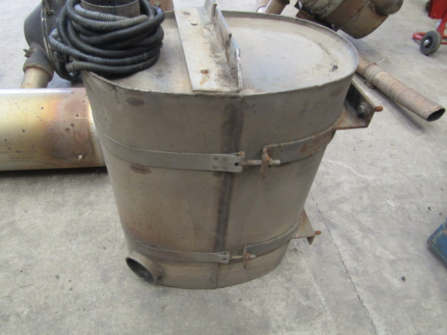 DAF LF 55 CAT/DPF EURO 5 FITS 220/250 - Sistemi i shkarkimit për Kamioni: foto 3 DAF LF 55 CAT/DPF EURO 5 FITS 220/250 - Sistemi i shkarkimit për Kamioni: foto 3