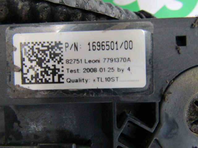 DAF XF 105 PACCAR INJECTOR/ECU HARNESS P/NO 1696501/00 - Sistemi elektrik për Kamioni: foto 3 DAF XF 105 PACCAR INJECTOR/ECU HARNESS P/NO 1696501/00 - Sistemi elektrik për Kamioni: foto 3