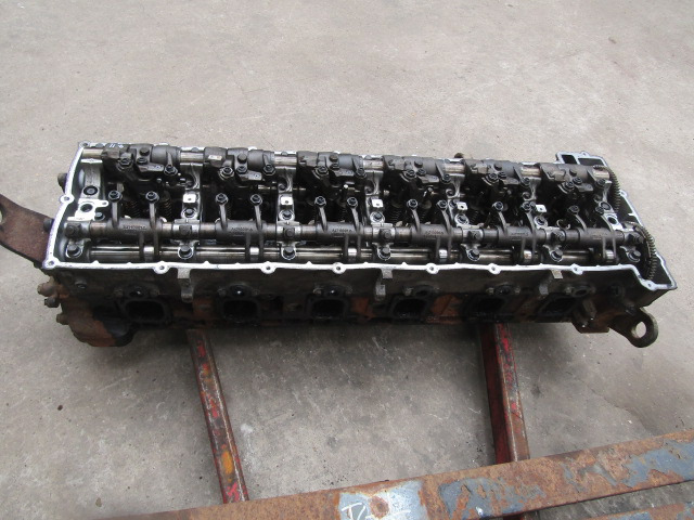 MERCEDES ACTROS MP4 OM471-6 CYLINDER HEAD COMPLETE - Motori dhe pjesë këmbimi për Kamioni: foto 2 MERCEDES ACTROS MP4 OM471-6 CYLINDER HEAD COMPLETE - Motori dhe pjesë këmbimi për Kamioni: foto 2