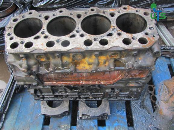 MITSUBISHI CANTER 4D34 ENGINE BLOCK - Motori dhe pjesë këmbimi për Kamioni: foto 1 MITSUBISHI CANTER 4D34 ENGINE BLOCK - Motori dhe pjesë këmbimi për Kamioni: foto 1