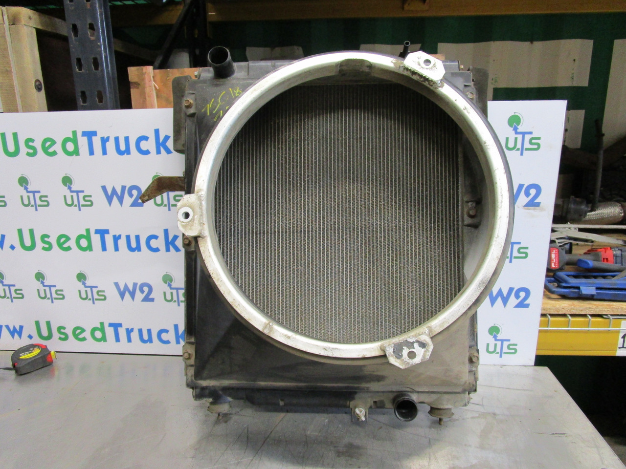 MITSUBISHI FUSO 75C18 RADIATOR - Radiatori për Kamioni: foto 1 MITSUBISHI FUSO 75C18 RADIATOR - Radiatori për Kamioni: foto 1