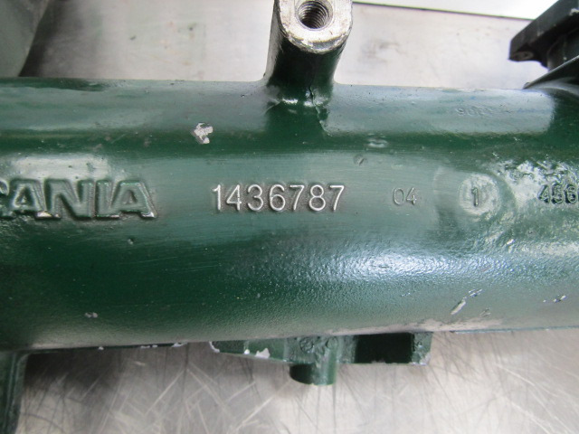 SCANIA 144/164 V8 INLET AIR INTAKE MANIFOLD - Motori dhe pjesë këmbimi për Kamioni: foto 2 SCANIA 144/164 V8 INLET AIR INTAKE MANIFOLD - Motori dhe pjesë këmbimi për Kamioni: foto 2