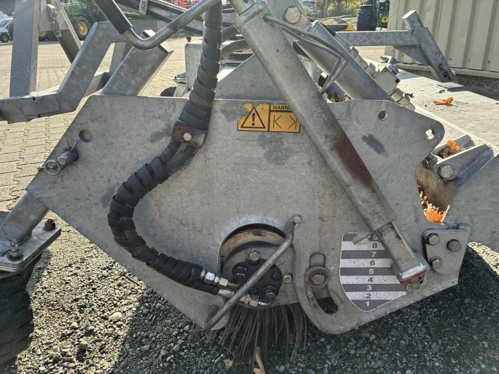 Fliegl KEH230/600 - Korrëse bari: foto 4 Fliegl KEH230/600 - Korrëse bari: foto 4