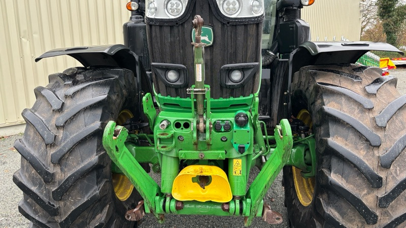 Traktor John Deere 6230 R: foto 17 Traktor John Deere 6230 R: foto 17