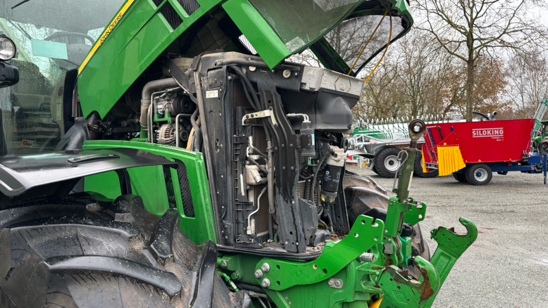Traktor John Deere 6230 R: foto 14 Traktor John Deere 6230 R: foto 14