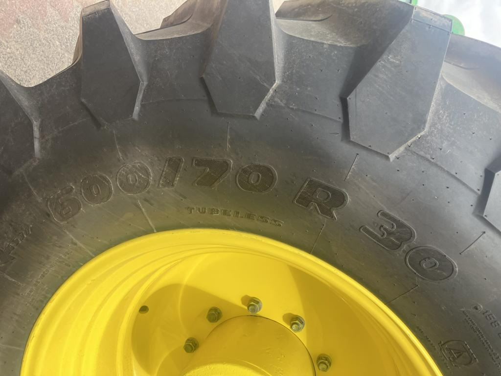 John Deere 6250R - Traktor: foto 4 John Deere 6250R - Traktor: foto 4