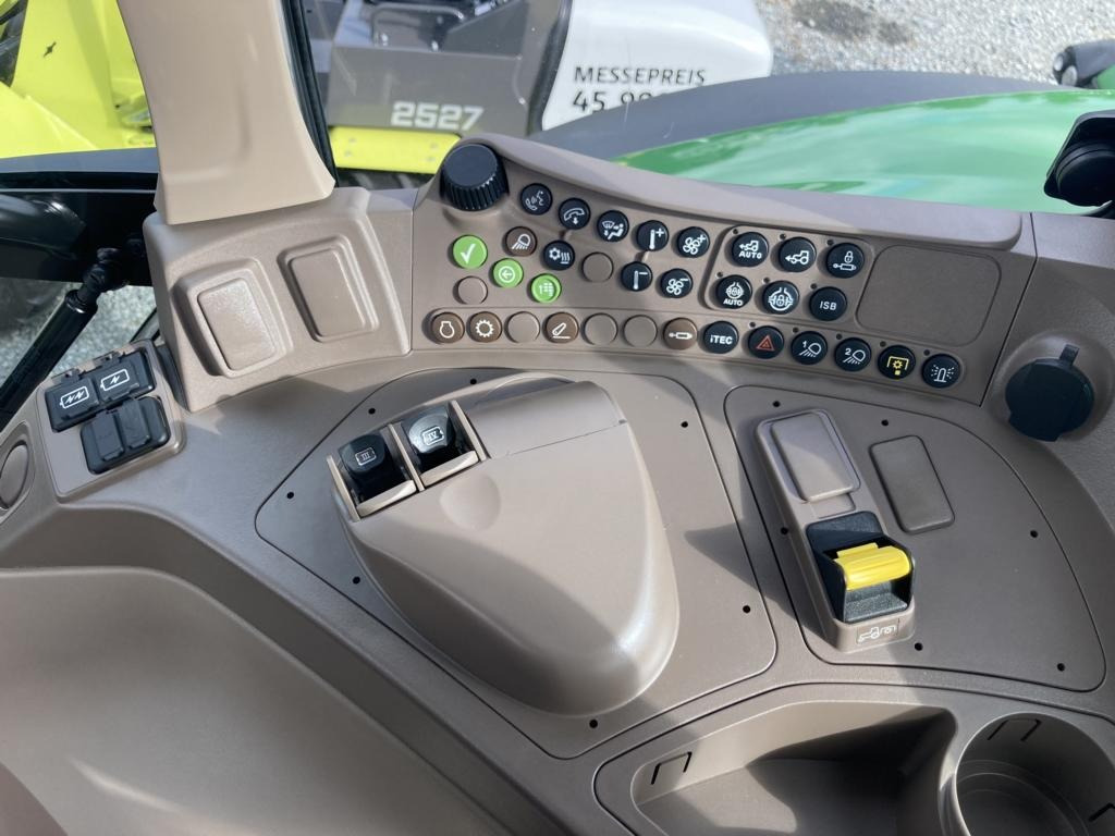 John Deere 6M240 - Traktor: foto 3 John Deere 6M240 - Traktor: foto 3