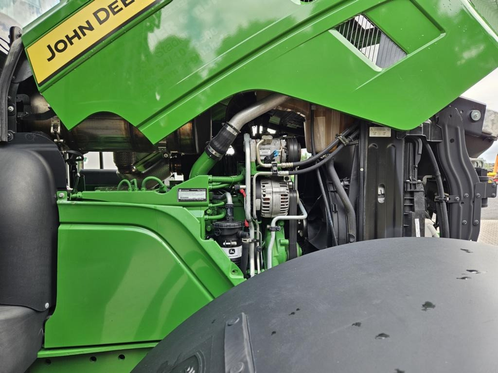 John Deere 6R195 TRAKTOR - Traktor: foto 2 John Deere 6R195 TRAKTOR - Traktor: foto 2