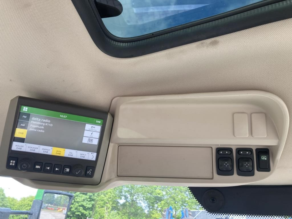 John Deere 6R230 - Traktor: foto 2 John Deere 6R230 - Traktor: foto 2