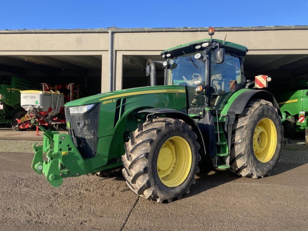 John Deere 8345R - Traktor: foto 1 John Deere 8345R - Traktor: foto 1