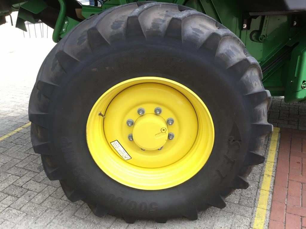 John Deere MÄHDRESCHER T670 LL - Autokombajnë: foto 3 John Deere MÄHDRESCHER T670 LL - Autokombajnë: foto 3