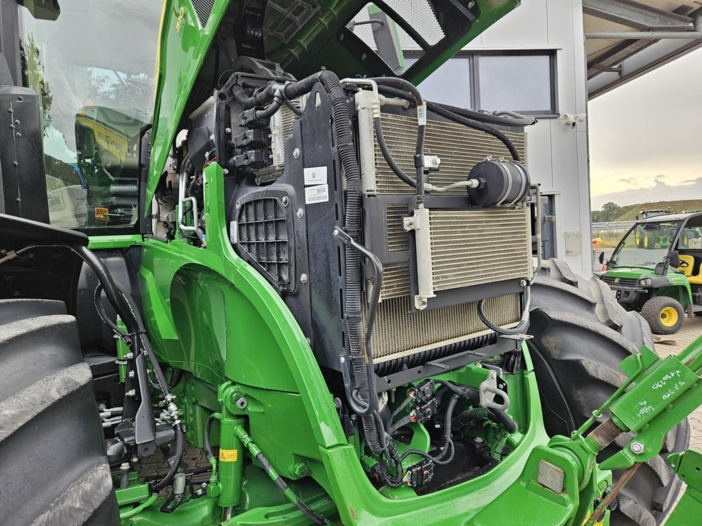 John Deere TRAKTOR 7R310 - Traktor: foto 3 John Deere TRAKTOR 7R310 - Traktor: foto 3