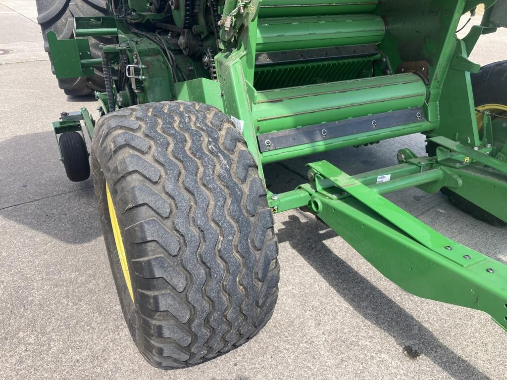 John Deere V461M - PAKET FÜR RUNDBALLENPR - Mbështjellëse dengjesh: foto 5 John Deere V461M - PAKET FÜR RUNDBALLENPR - Mbështjellëse dengjesh: foto 5