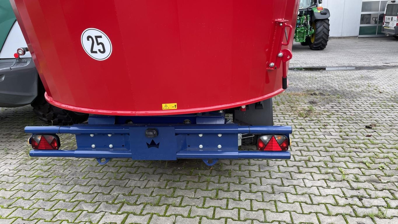 Mayer 4.0 PREMIUM 2218-20 - Vagon për përzierjen e foragjereve: foto 4 Mayer 4.0 PREMIUM 2218-20 - Vagon për përzierjen e foragjereve: foto 4