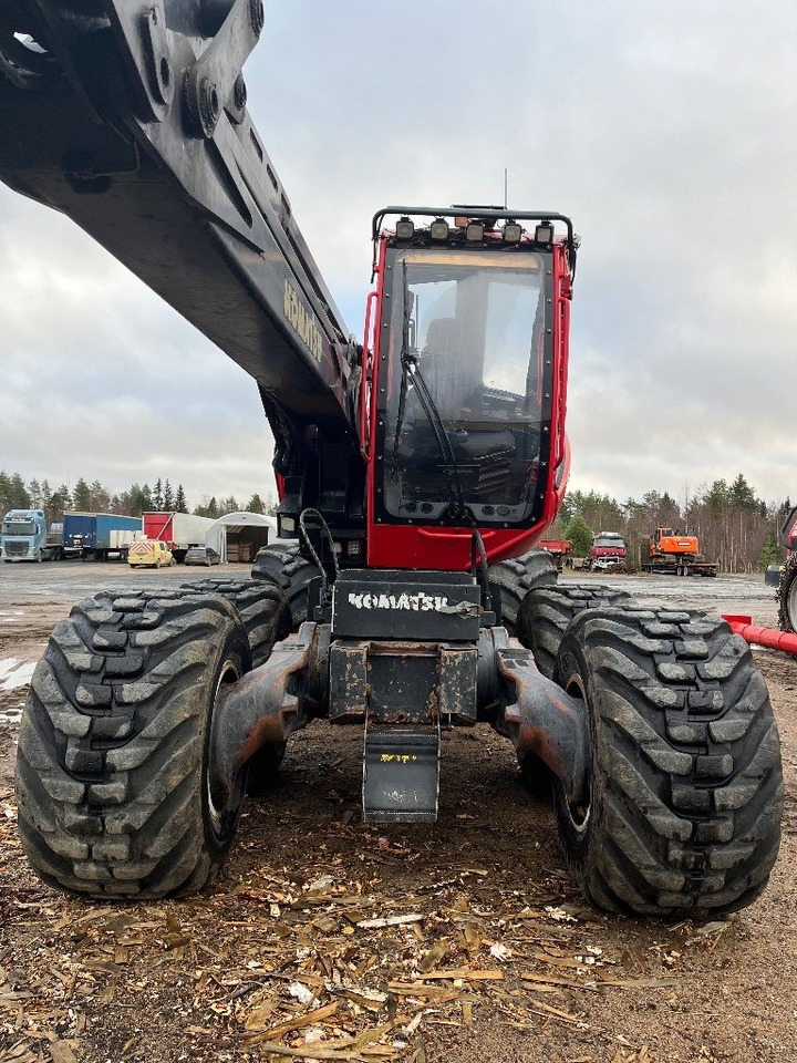 Komatsu 911 - Korrëse pylltarie: foto 4 Komatsu 911 - Korrëse pylltarie: foto 4