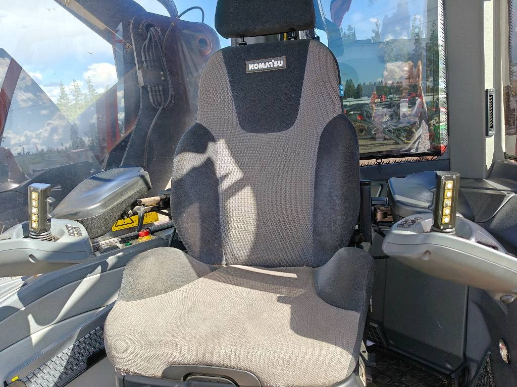 Komatsu 931 - Korrëse pylltarie: foto 5 Komatsu 931 - Korrëse pylltarie: foto 5