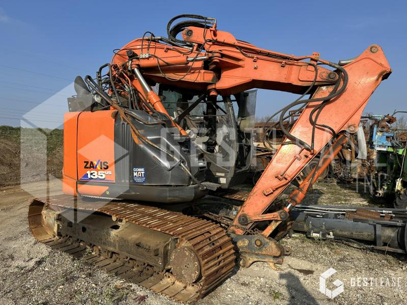 Hitachi ZAXIS 135 US - Ekskavator me zinxhirë: foto 1 Hitachi ZAXIS 135 US - Ekskavator me zinxhirë: foto 1