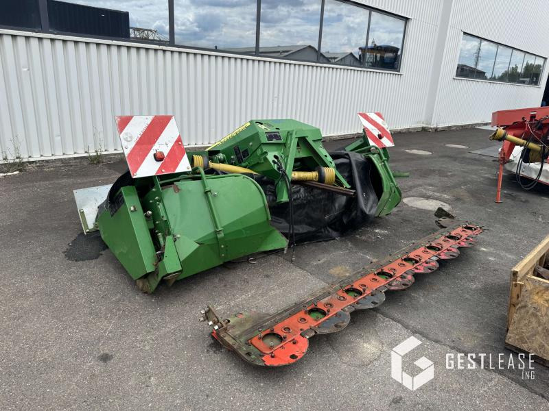 John Deere 131 - Korrëse bari: foto 1 John Deere 131 - Korrëse bari: foto 1