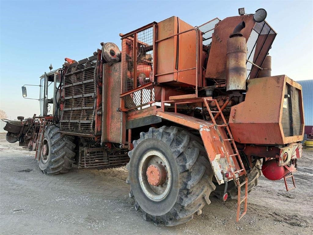 Holmer Mercedes V8 twin turbo  - Autokombajnë: foto 5 Holmer Mercedes V8 twin turbo  - Autokombajnë: foto 5