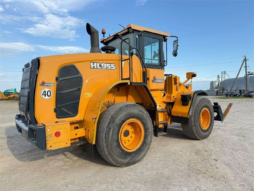 Hyundai HL 955 - Fadrom me goma: foto 3 Hyundai HL 955 - Fadrom me goma: foto 3