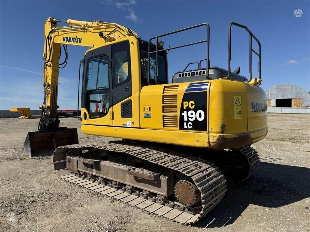Komatsu PC 190 LC-8 - Ekskavator me zinxhirë: foto 3 Komatsu PC 190 LC-8 - Ekskavator me zinxhirë: foto 3