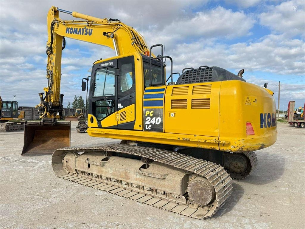 Komatsu PC 240 LC-10 ENGCON ROTOTILT - Ekskavator me zinxhirë: foto 3 Komatsu PC 240 LC-10 ENGCON ROTOTILT - Ekskavator me zinxhirë: foto 3