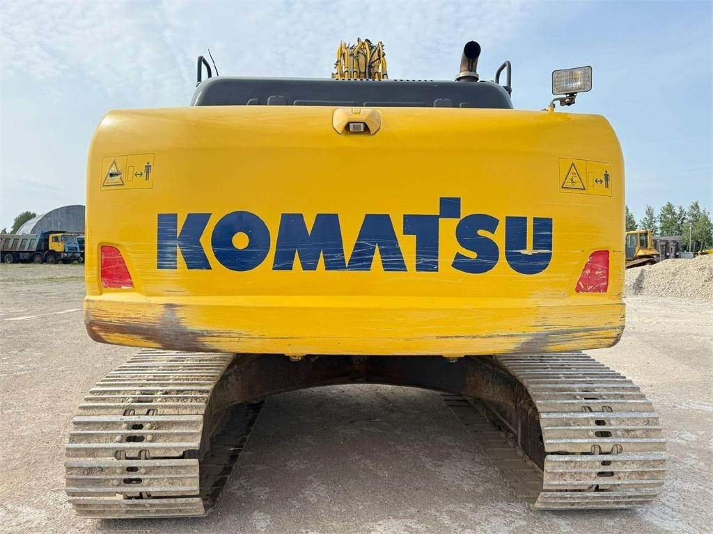 Komatsu PC 240 LC-10 - Ekskavator me zinxhirë: foto 3 Komatsu PC 240 LC-10 - Ekskavator me zinxhirë: foto 3