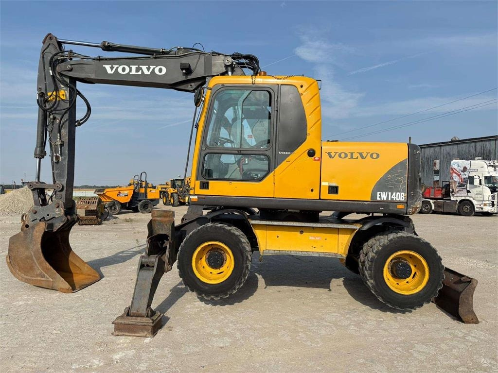 Volvo EW 140 B - Ekskavator me goma: foto 2 Volvo EW 140 B - Ekskavator me goma: foto 2