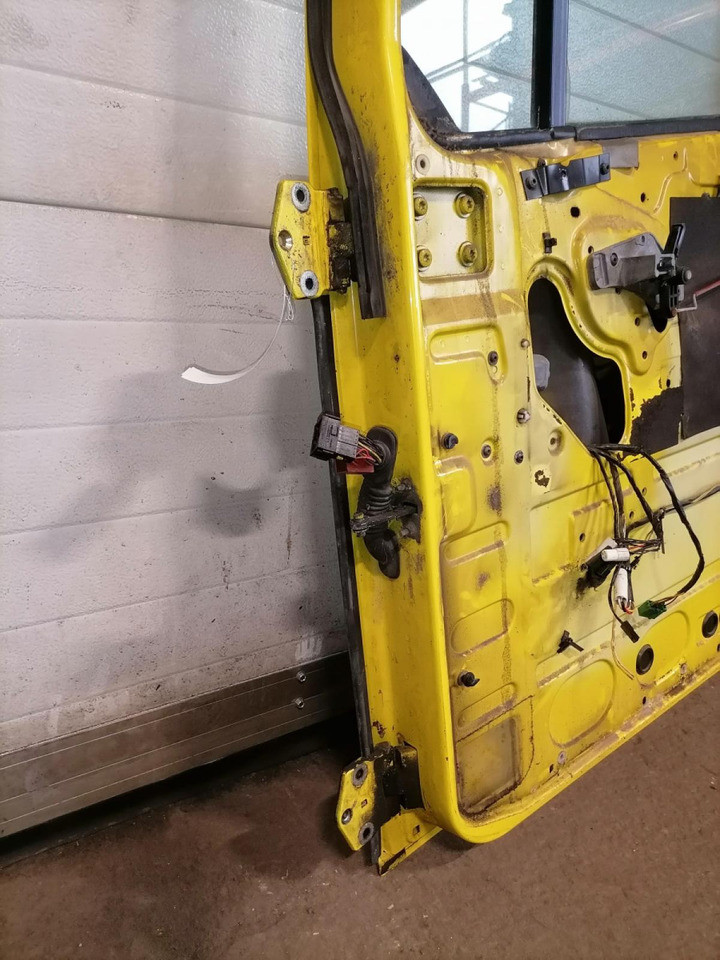 DAF Door 1676219 - Derë dhe pjesë këmbimi për Kamioni: foto 5 DAF Door 1676219 - Derë dhe pjesë këmbimi për Kamioni: foto 5