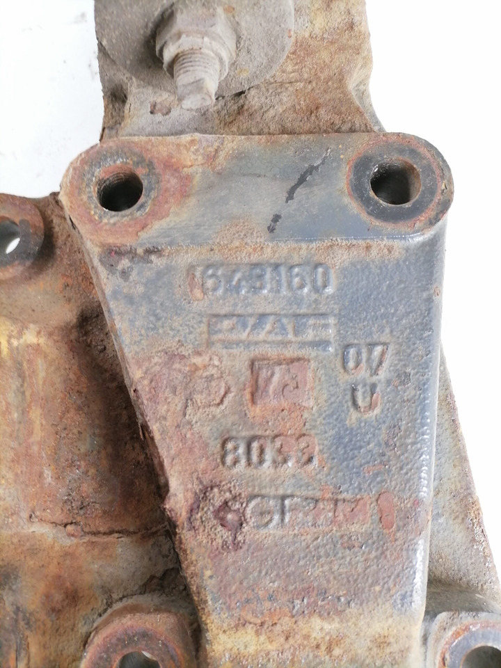 DAF Leaf spring bracket 1643160 - Pezullimi për Kamioni: foto 2 DAF Leaf spring bracket 1643160 - Pezullimi për Kamioni: foto 2