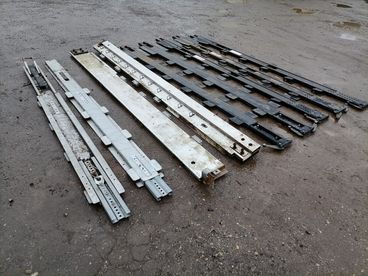 KRONE Haagise tugipostid 515068374 - Pjesa universale për Kamioni: foto 5 KRONE Haagise tugipostid 515068374 - Pjesa universale për Kamioni: foto 5