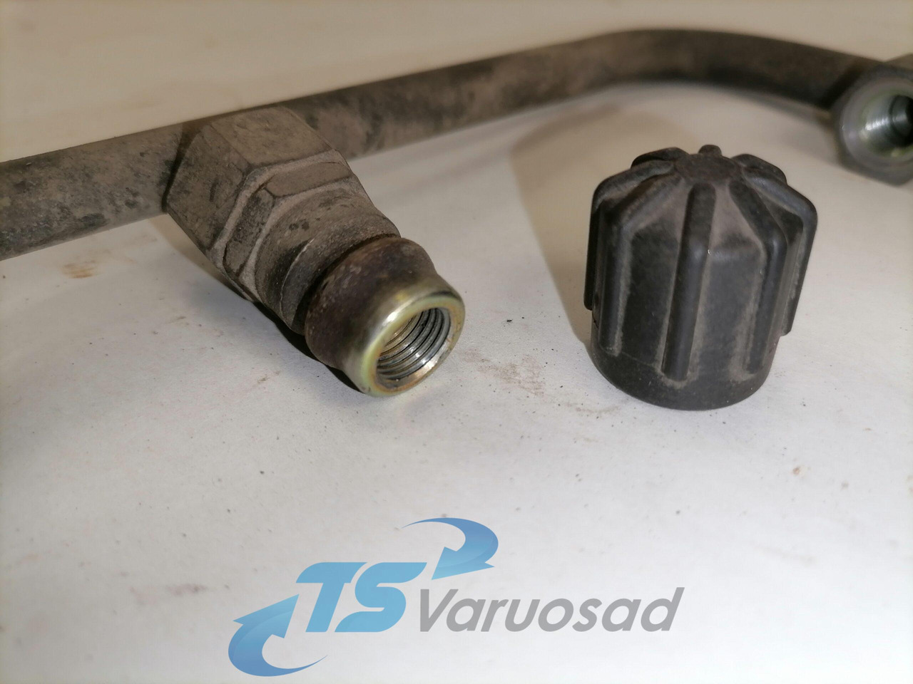 MAN A/C pipe 81619750101 - Ngrohja/ Ventilimi për Kamioni: foto 3 MAN A/C pipe 81619750101 - Ngrohja/ Ventilimi për Kamioni: foto 3