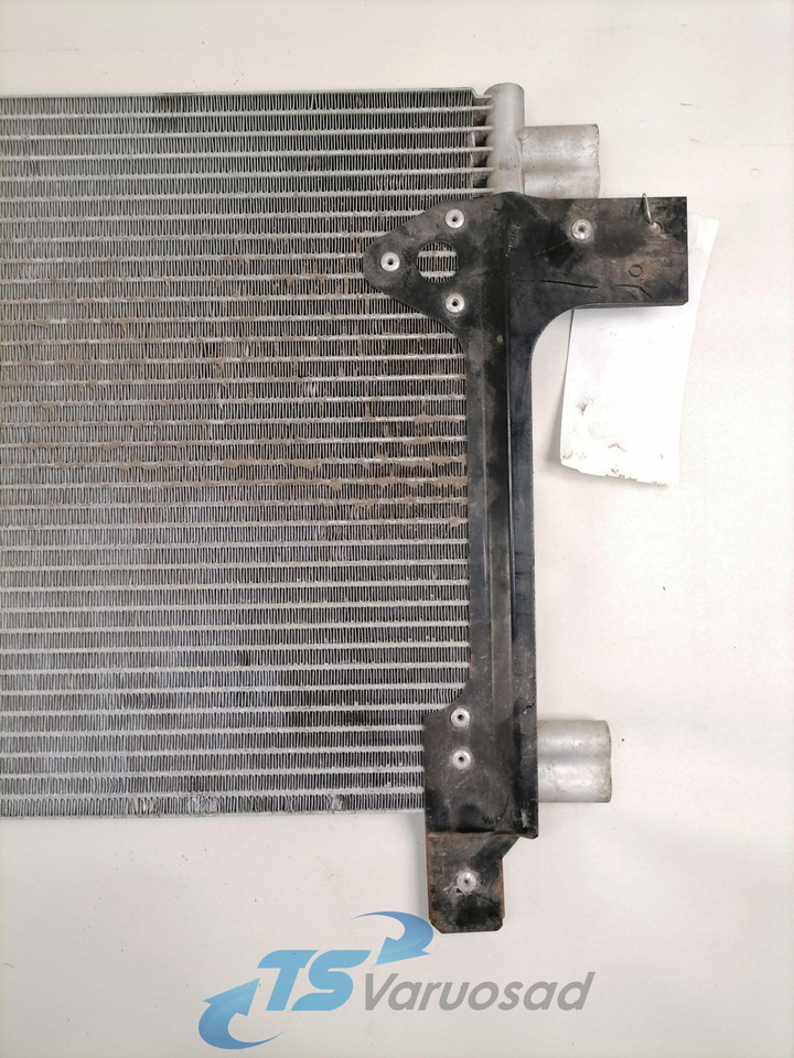 MAN A/C radiator 81619200030 - Ngrohja/ Ventilimi për Kamioni: foto 3 MAN A/C radiator 81619200030 - Ngrohja/ Ventilimi për Kamioni: foto 3